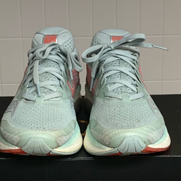 WOMENS SAUCONY LIBERTY ISO 2 EVERUN RUNNING SHOES SKY GREY CORAL SZ 10 LIKE NEW - Picture 3 of 8